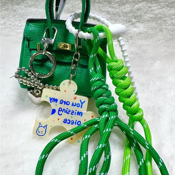 Green Mini Bag Keychain with Charms - Picture 6 of 7